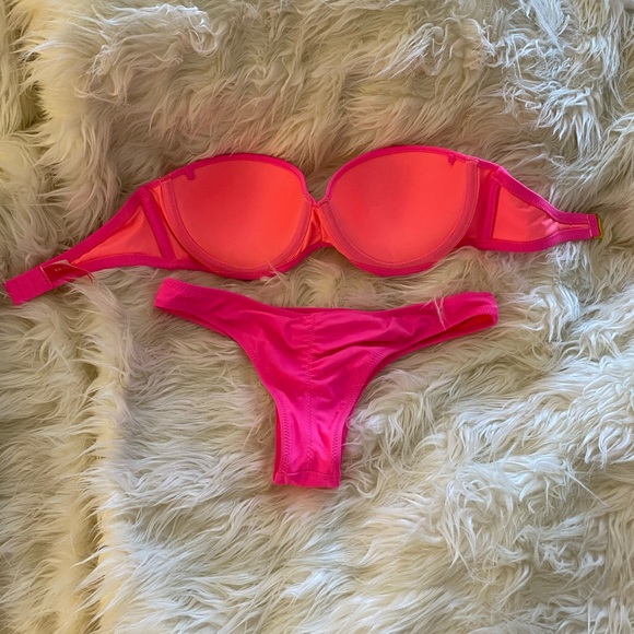 Pink Victoria Secret push up itsy cheeky bikini - Picture 3 of 7